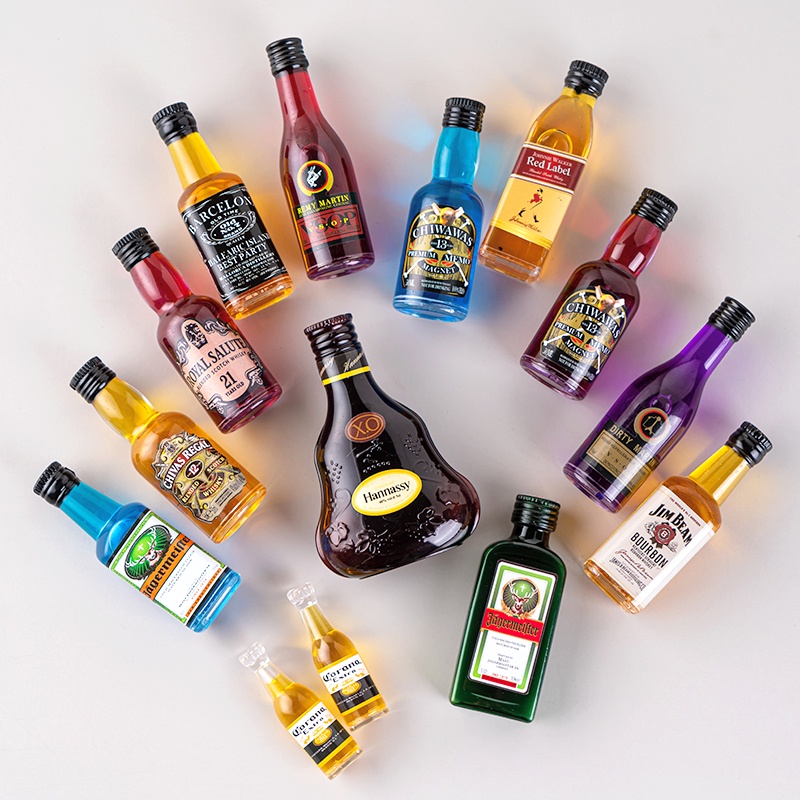 Phụ kiện trang trí chai rượu bia mini độc đáo