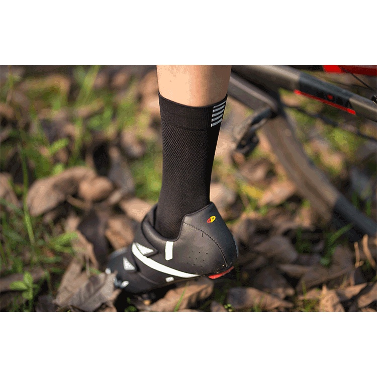 Globetrotter【COD &amp; Hàng sẵn sàng】Vớ đạp xe thoáng khí chuyên nghiệp cho nam và nữ