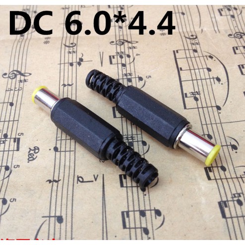 1 chiếc đầu jack nguồn DC 6.0x4.4 5.0x3.0 mm có kim ở giữa