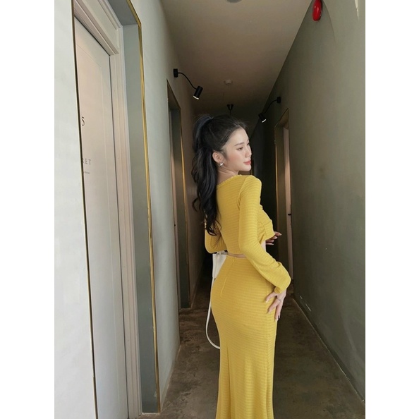 Set áo ren croptop tay dài cổ v phối nút + chân váy body loe dài Trắng vàng Đầm váy đi chơi dạo phố du lịch đi biển