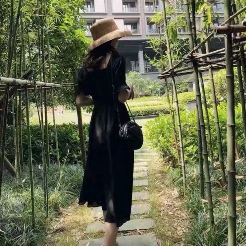 Đầm Nữ Tay Ngắn Cổ Vuông Thời Trang Quyến Rũ
