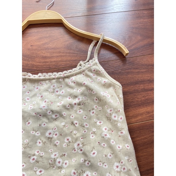 Áo thun hai dây F21 💕