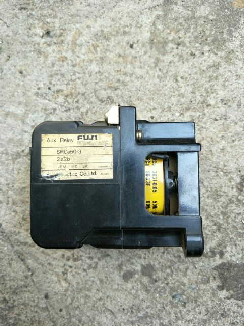 Khởi động từ Fuji 15A