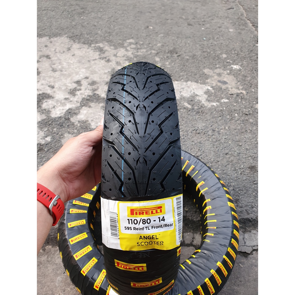 Cặp vỏ lốp xe Pirelli Angel Scooter cho NVX 125 150 155. Size 110/80-14 và 140/70-14. Vỏ ko ruột - giá 1 cặp.