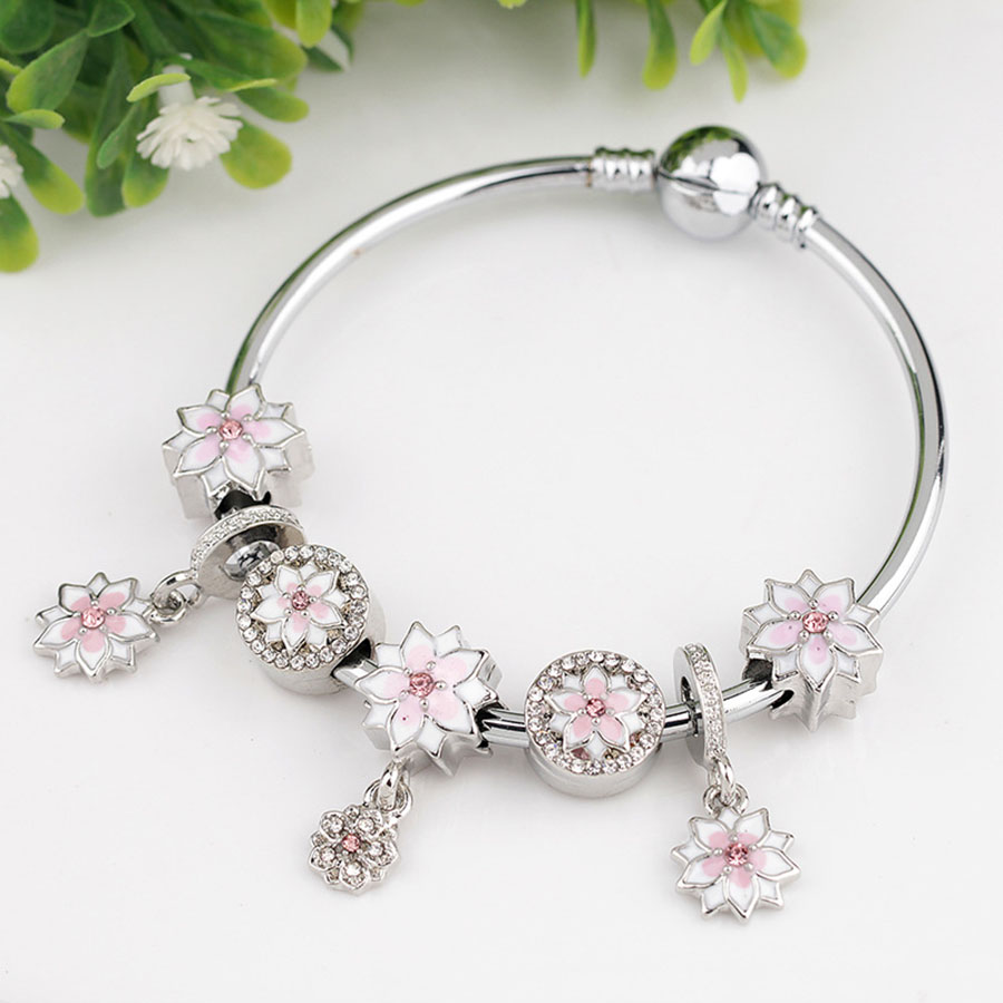 Vòng Charm Bracelet Hoa Anh Đào (tuscancan)