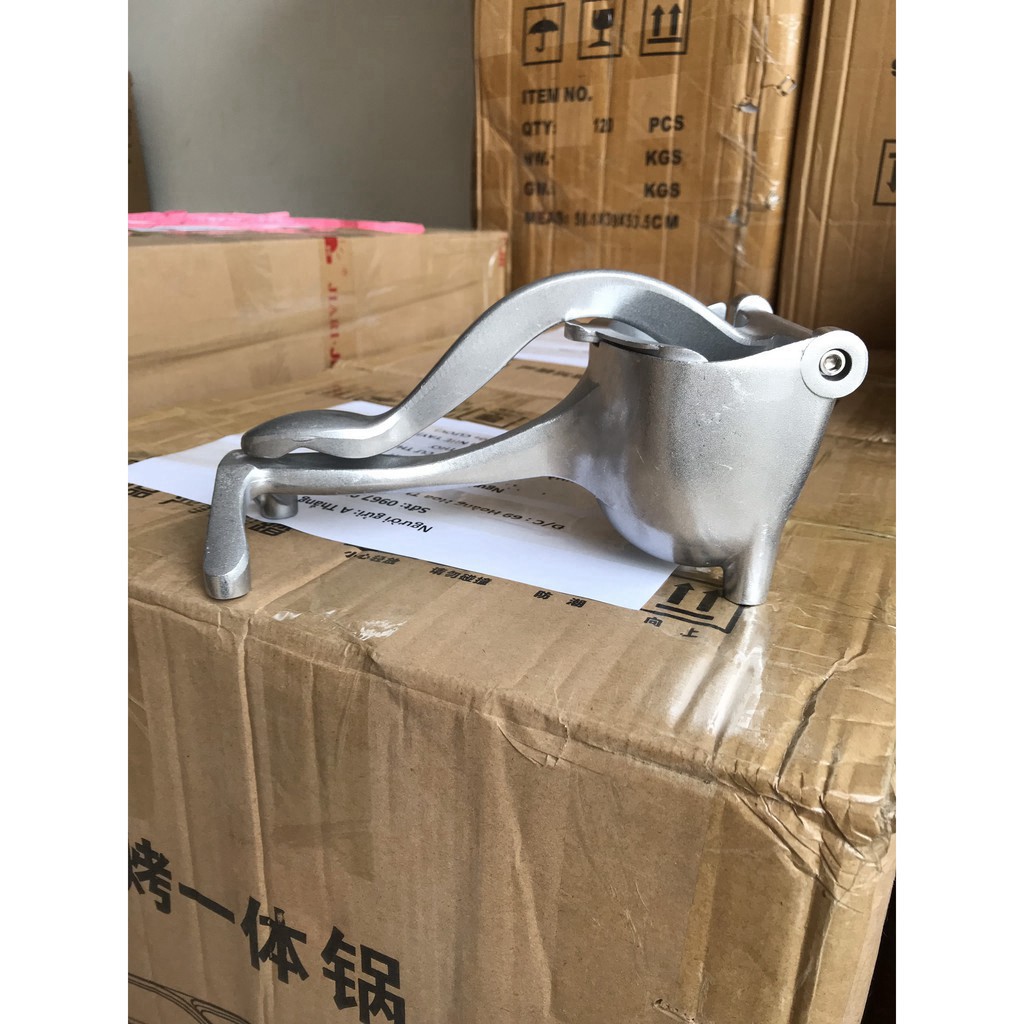 Máy ép trái cây cầm tay