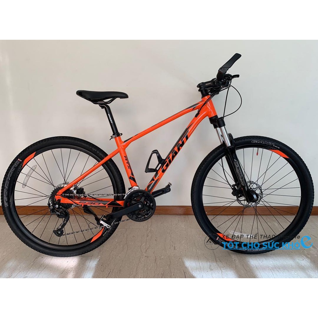 Giant ATX 830, Khung hợp kim nhôm GIANT ALUXX ATX 8 27.5", Phanh Tektro, Bộ chuyển số Shimano Altus 27speed, Màu cam
