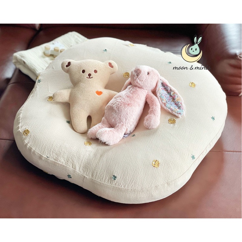 Gối chống trào ngược thêu họa tiết Moon&Mints - thiết kế nguyên khối không gây võng lưng, vỏ gối ripple