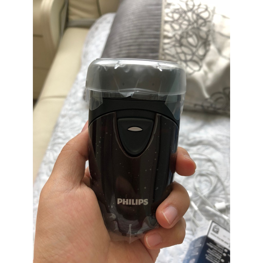 Máy cạo râu du lịch Philips PQ206 + Tặng kèm pin AA