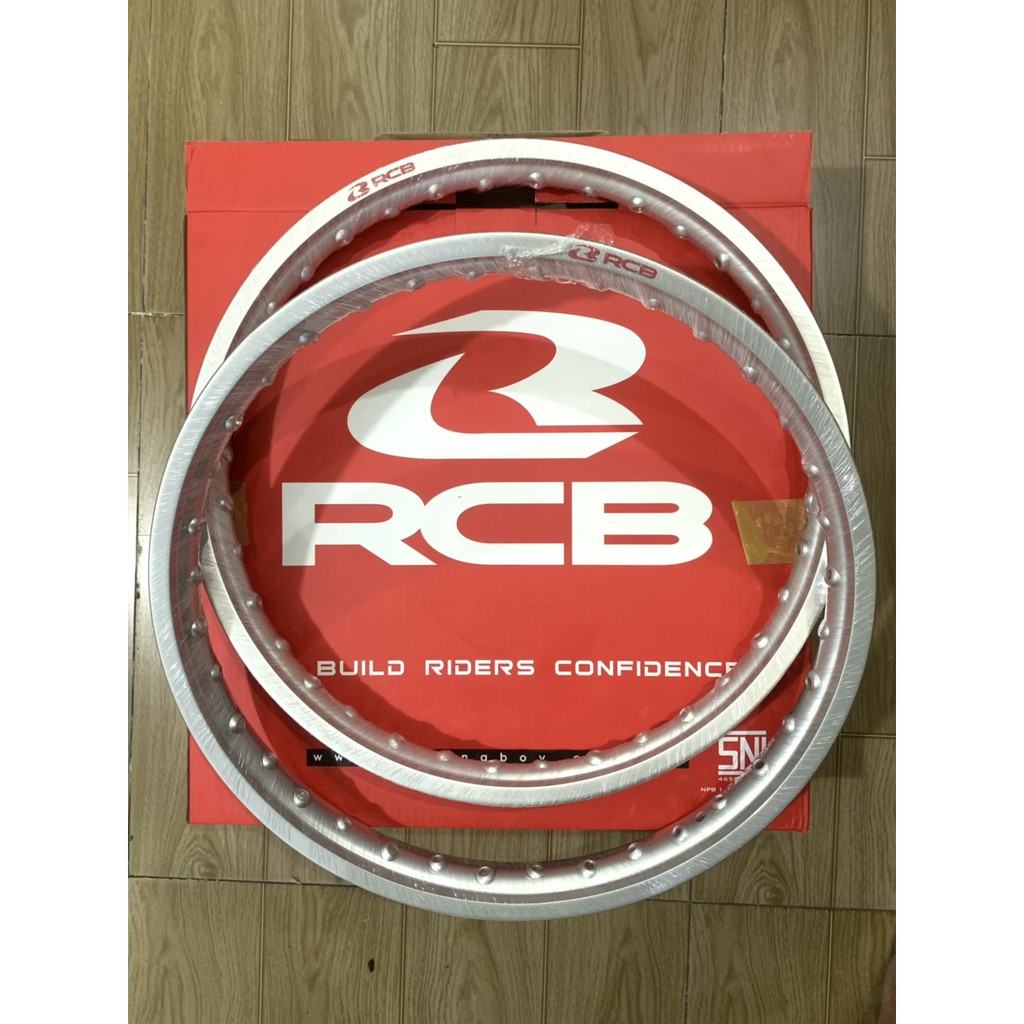 Niềng nhôm racing boy size 1.4 và 1.6 màu bạc 17 inh