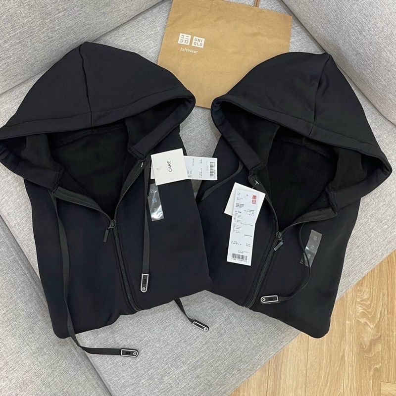 Áo hoodie đen uni..qlo