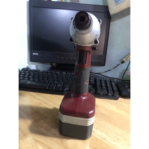 Máy bắn vít nhật bãi Ryobi 1220,1225 kèm pin 4ah