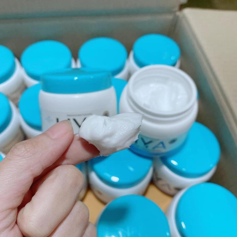 Da khô nẻ da rắn ngày lạnh - Đánh kem dưỡng da ko ăn kem chai lì ✌🏽 Thì nên tậu ngay 1 em dưỡng thể Body cấp nước này nh