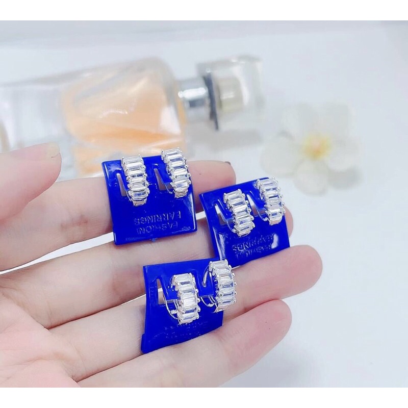 BÔNG TAI KHOEN TRÒN ĐÁ GẾT CÁ TÍNH BẠC TA