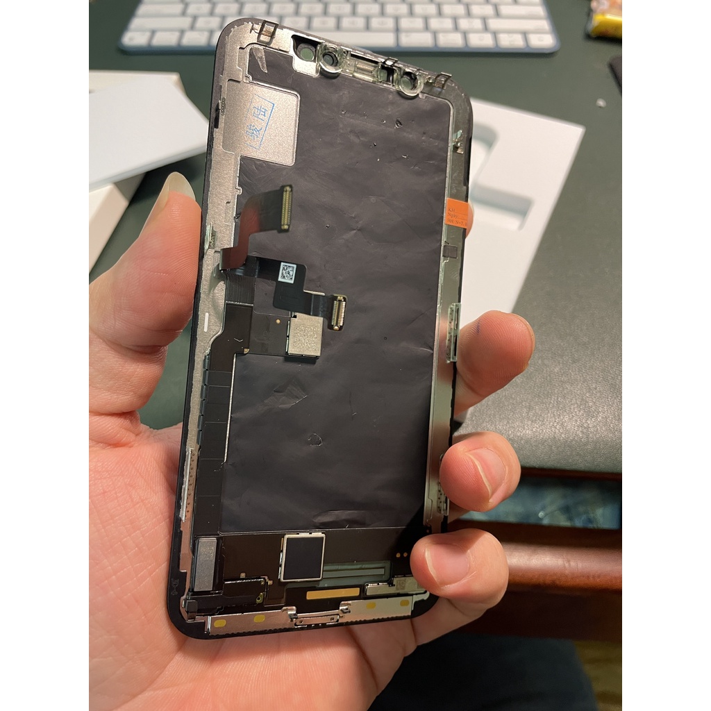 Màn hình thay thế Màn X zin ép kính tặng kèm bộ sửa tự thay thế.