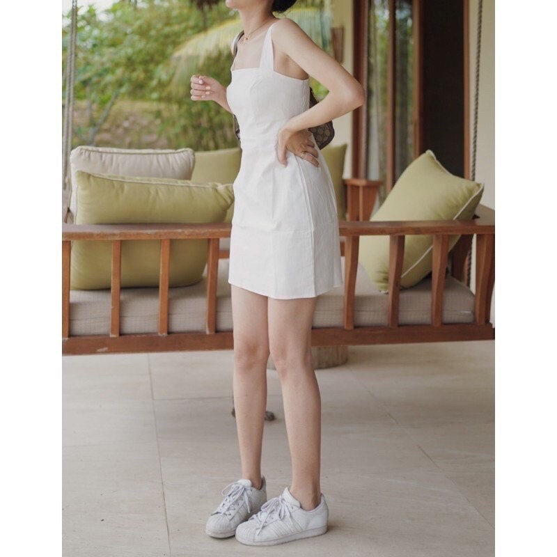 Váy 2 dây bản to basic liền chun sau - Đầm 2 dây dáng ôm mẫu mới 2021 ❤️ | BigBuy360 - bigbuy360.vn