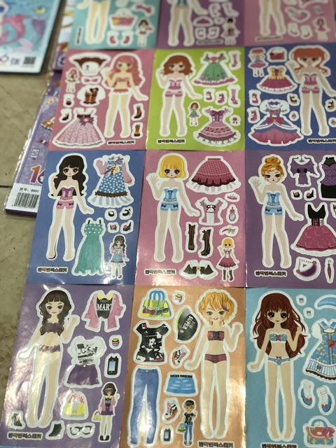 Tập hình dán sticker công chúa, hình dán thay quần áo búp bê mẫu mới