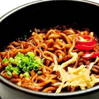 Mì tương đen Bắc Kinh gói 135g