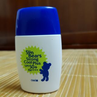 Kem chống nắng Sun Bear omi Nhật Bản