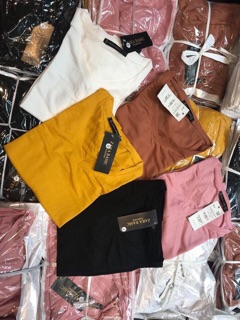 Áo phông Zara Basic cổ tim
