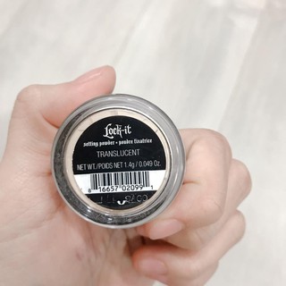 Phấn phủ bột Kat Von D Lock-It Setting Powder Minisize 1.4gr