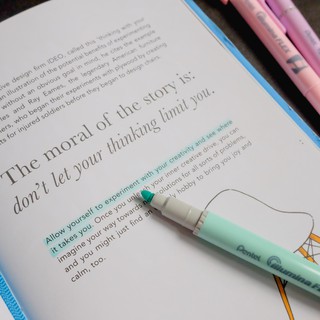 Bút Dạ Quang Pentel SLW11P