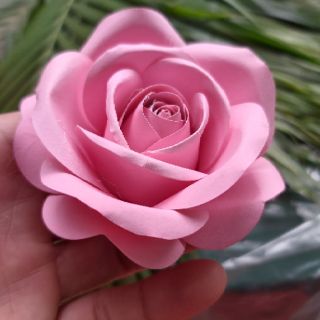 Đầu bông hoa hồng giấy mỹ thuật