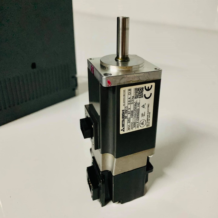 HF-KN13 Động cơ Servo JN,JE không Thắng 100W