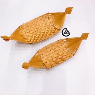 Đĩa tre đan hình thuyền đựng đồ, trang trí