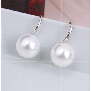 Bông tai kiểu móc