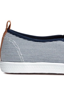 Order giầy Slip-on HM