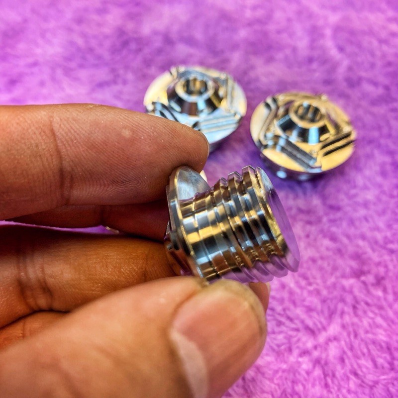 Ốc Nhớt Salaya Inox 304