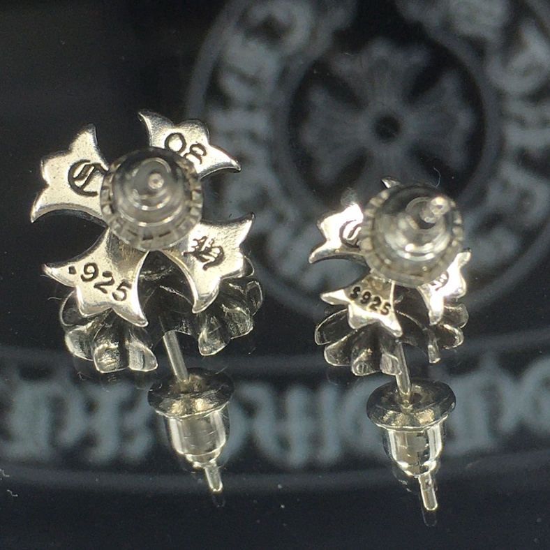Khuyên tai Chrome Heart bạc thái S925, Bông tai nam nữ Họa tiết hoa văn Cross Cổ điển Mã BT3
