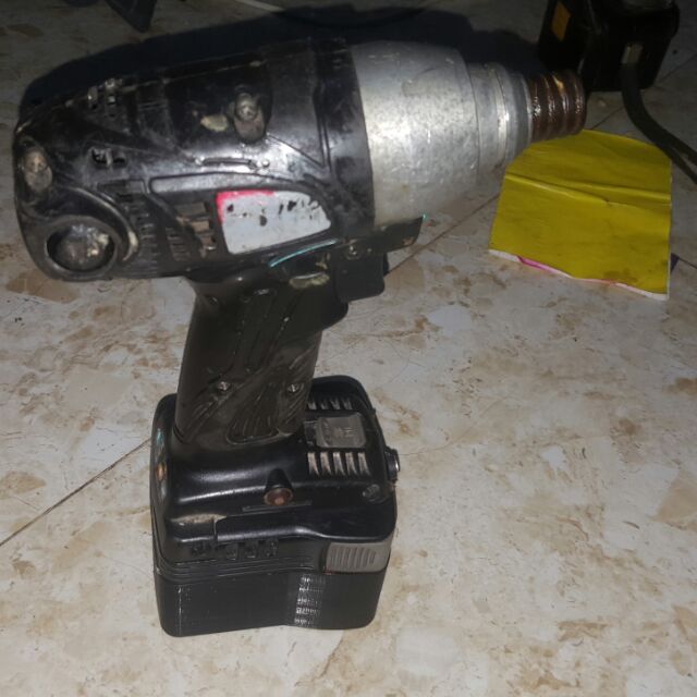 Máy bắn vít ryobi 14.4v ( máy pin sạc)