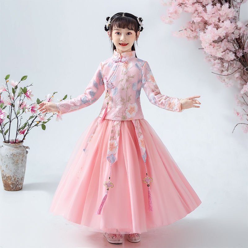 Bộ hán phục phong cách trung hoa xinh xắn cho bé gái 12 tuổi