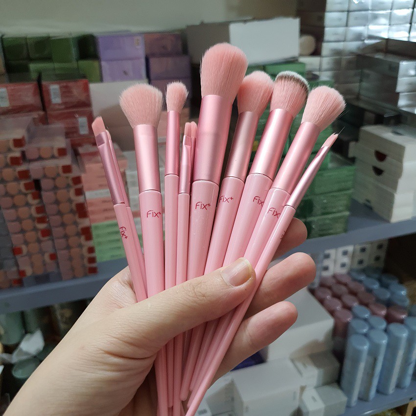 Cọ trang điểm chuyên nghiệp Fix Hồng 13 Cây siêu mềm AmiHouse.99