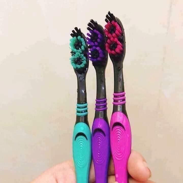 Bàn Chải ORAL B Easy Clean Black Thái Lan - Set 5 cái