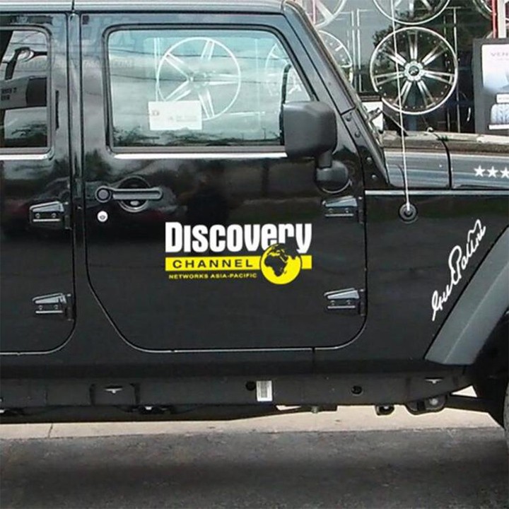 Sản phẩm  Tem dán decal DISCOVERY màu đen