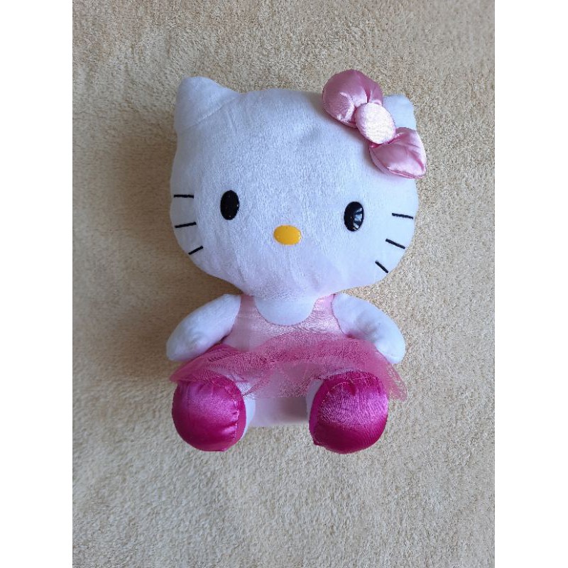 Gấu bông Hello kitty