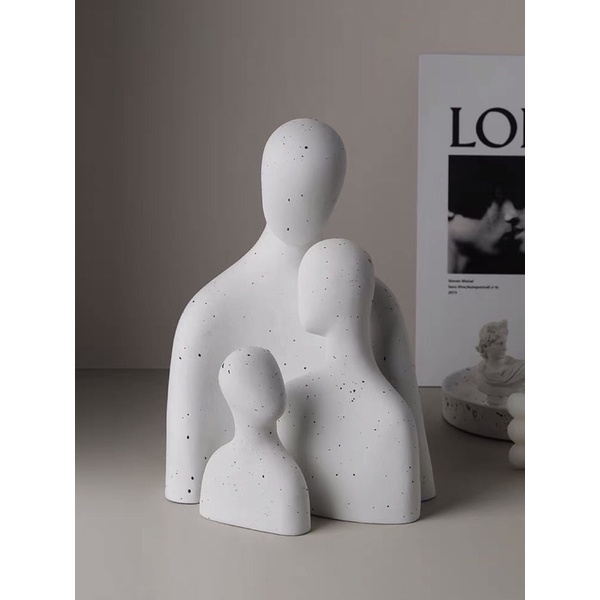 Set tượng decor phòng khách, tủ rượu phong cách Bắc Âu