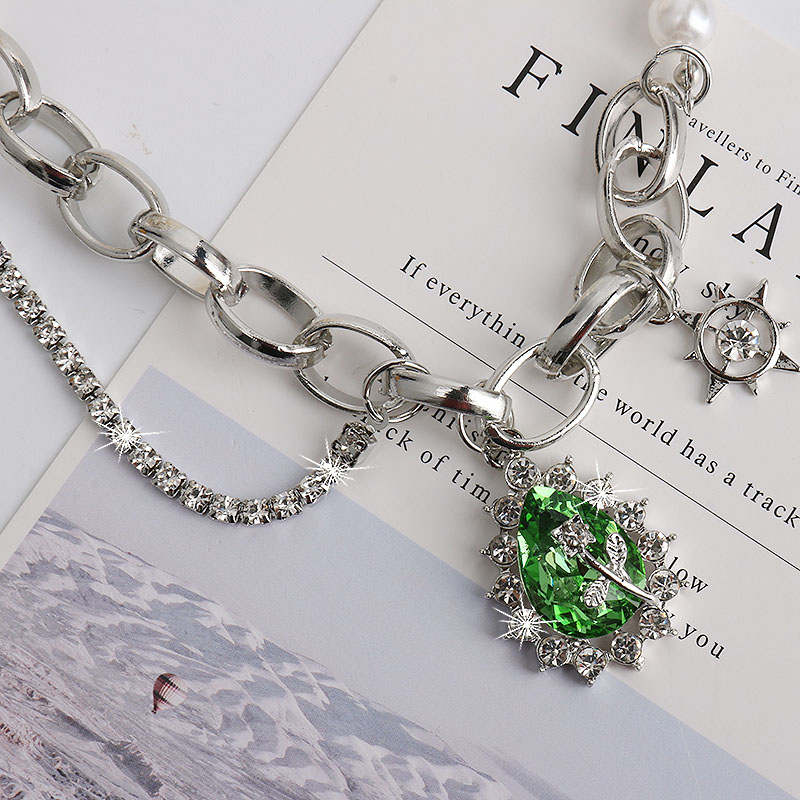 Vòng cổ mặt đá xanh lá nhân tạo phong cách đường phố