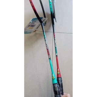Vợt yonex astrox 68