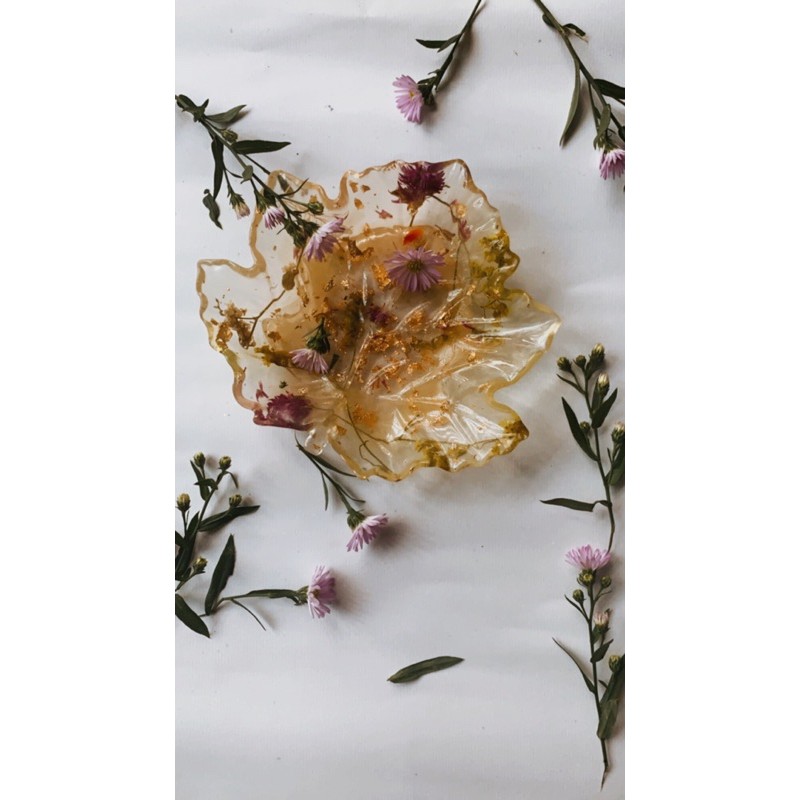 Khay handmade hình lá thu dùng để đựng trang sức hoặc trang trí
