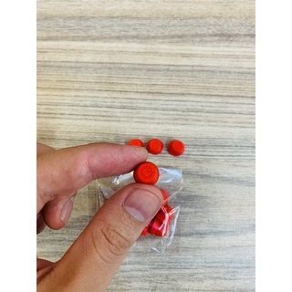 Núm Cao Su Đỏ cho heo / cùm  (1 cái)