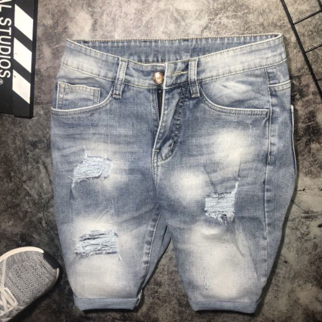 Quần short jean rách