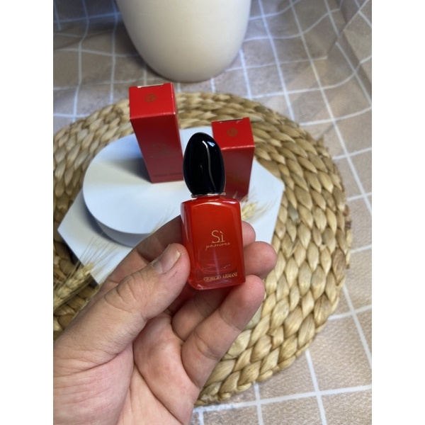 Nước hoa mini Giorgio Armani Sì Passion Edp 7ML
