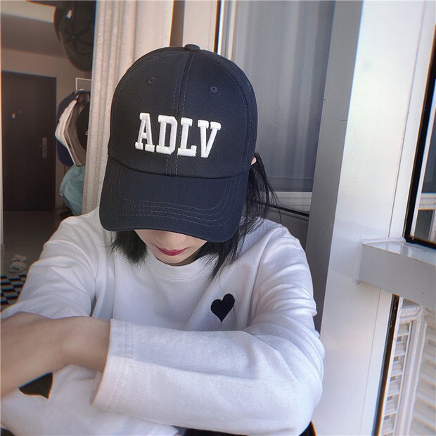 Nón kết nữ, mũ lưỡi trai đẹp phong cách Hàn Quốc, thêu chữ ADLV siêu ngầu