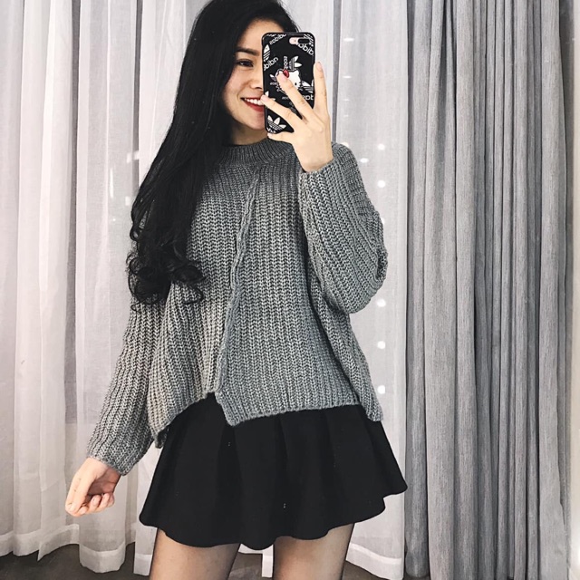 Áo len vạt chéo