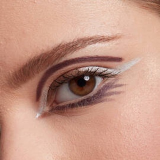 Chì kẻ mí mắt NYX Retractable Eye Liner