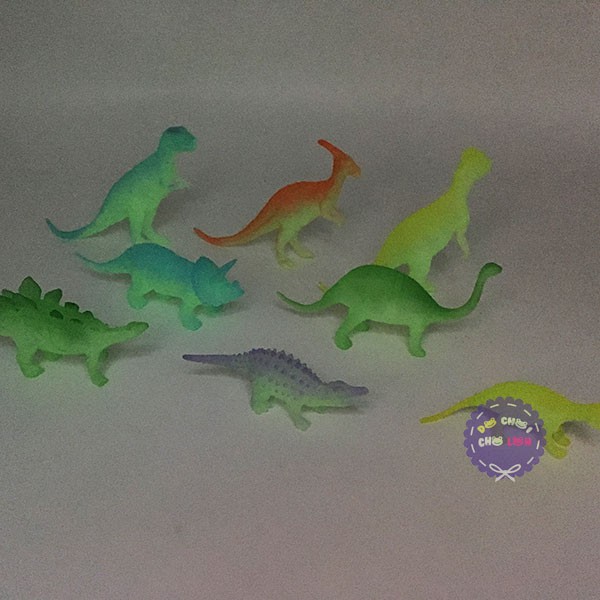 Bộ đồ chơi 8 chú khủng long dạ quang bằng nhựa Dino World